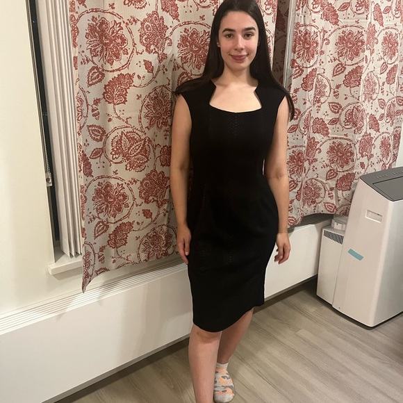 Anne Klein Black Cocktail Dress with Snakeskin Trim - Picture 2 of 12